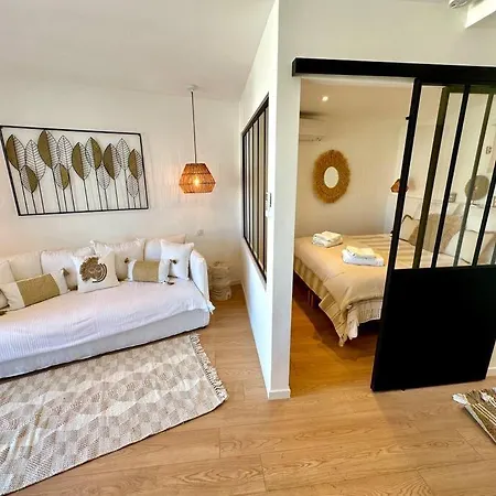 Apartmán Pura Vida, Port